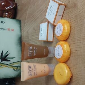 Bathe shampoo conditioner and soaps